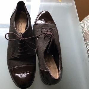 Joan and David Circa Oxfords